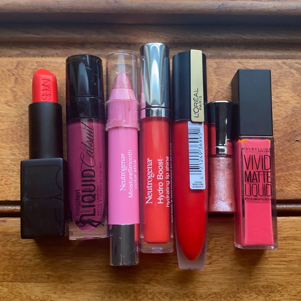 Collection of lipsticks/lipglosses